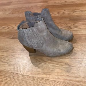 Grey heel boots